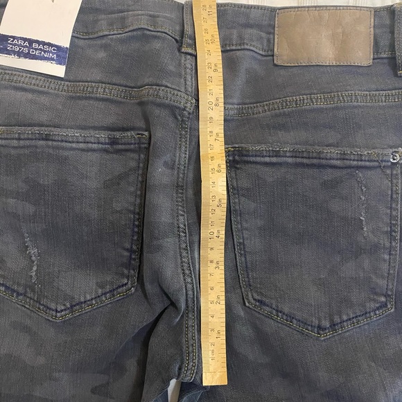 NWT Zara Distressed Camouflage Denim Jeans - Picture 8 of 9